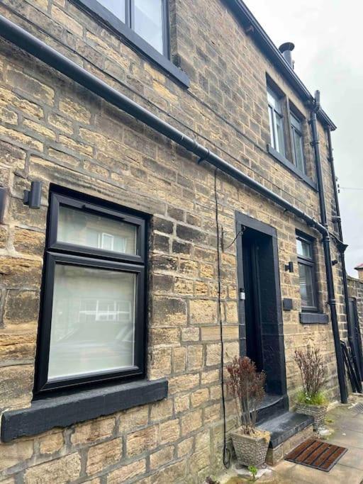 Farsley Cottage ภายนอก รูปภาพ